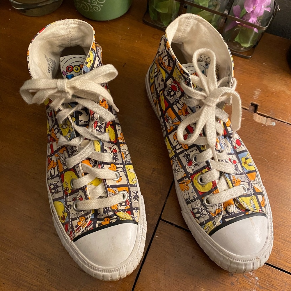 Vintage Loony Toons Converse Shoes